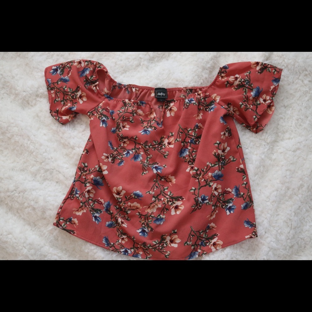 Daytrip off the shoulder top